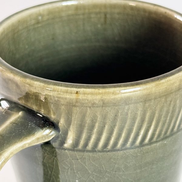 Drip Mug 01 - Crackle Celadon - Image 3